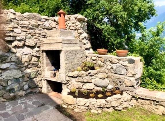 La Dimora Degli Olivi Dependance Villa Galbiate Dış mekan fotoğraf